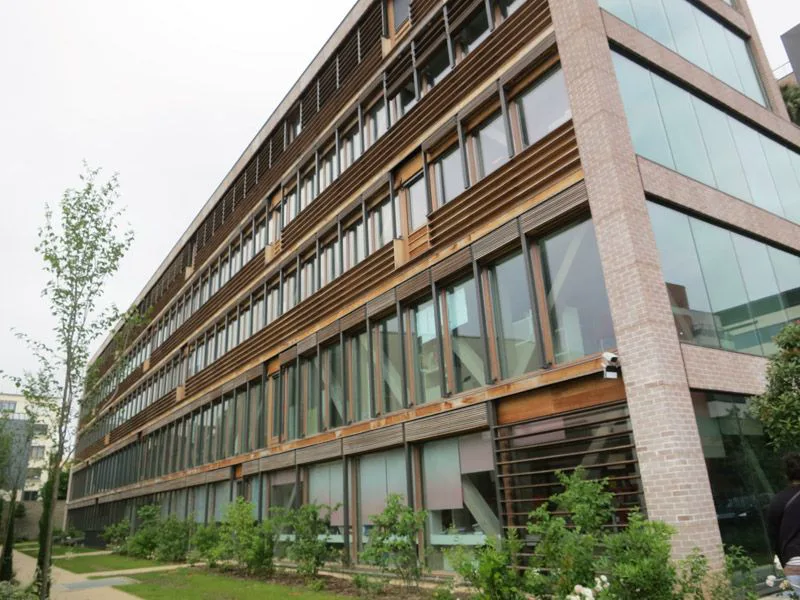 Immeuble, visite de bâtiment ou élément structurel