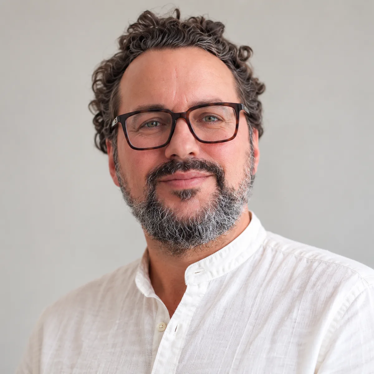 Portrait de Simon FORET, gérant d’ABCD Ingénierie